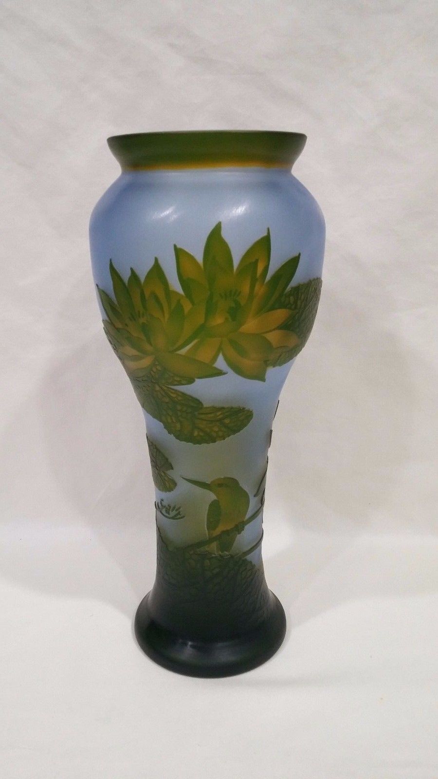 中国で作られたガレの花瓶