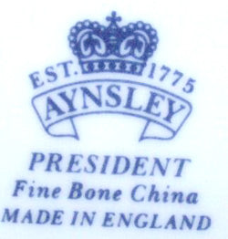 １９７２年　エインズレイのサイン　PRESIDENTの文字とFineBoneChina