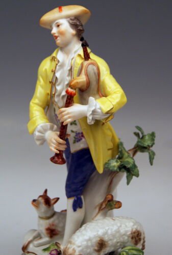 ２１６ マイセン人形（フィギュリン）バグパイプ弾きの羊飼い