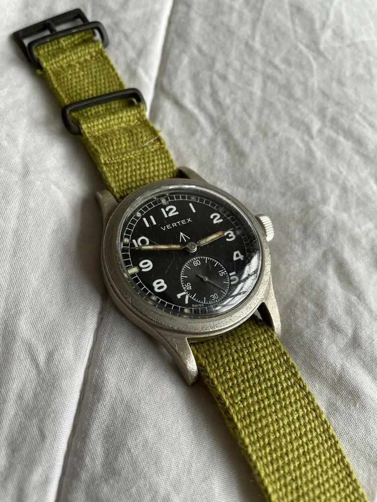 ミリタリー ウオッチ WW2 英空軍 スイス GRANA手巻き - 腕時計(アナログ)