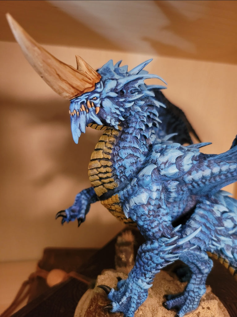colossal-great-wyrm-blue-dragon-minature-magecraft-miniatures