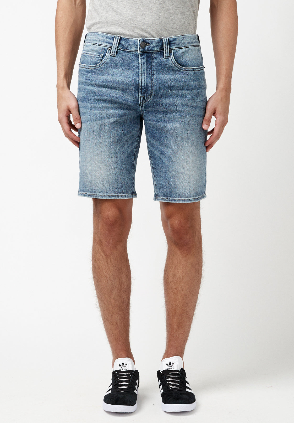 Super Stretch Relaxed Straight Dean Sanded Shorts - BM22850