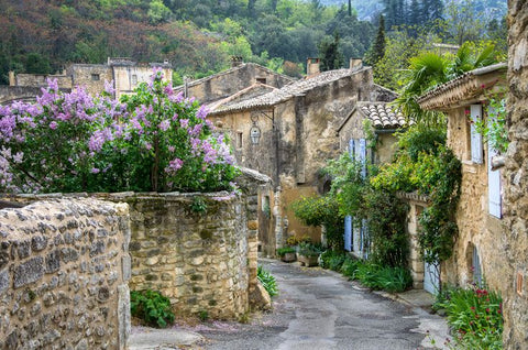 Street view of Oppede, France