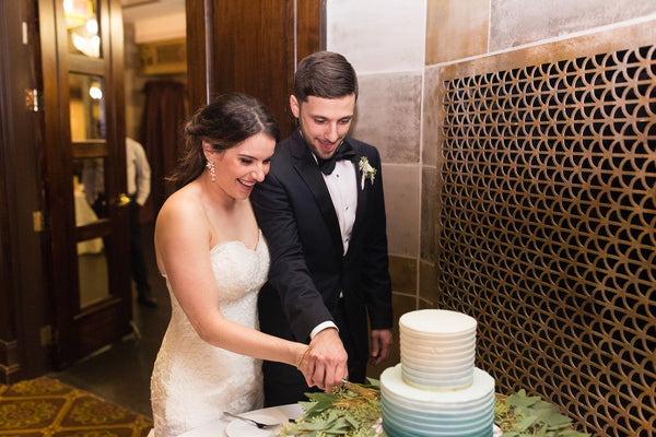 Nicole & Dan's Modern Jewish Wedding in Hartford, CT | Cutting the Cake | Tallulah Ketubahs