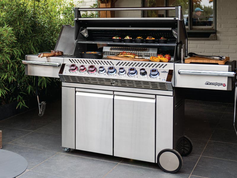 Napoleon Prestige PRO 665 lp gas grill