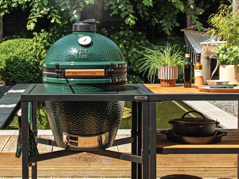 seven sizes of large big green egg