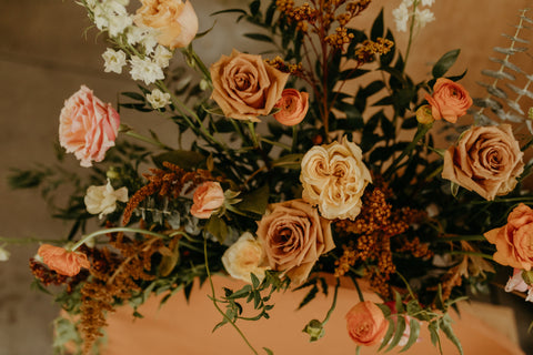 FiftyFlowers How To Style Toffee Roses and Possible Alternatives boho bridal bouquet with toffee roses