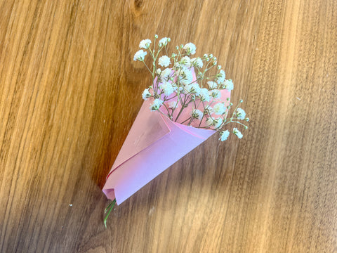 pink paper mini bay's breath bouquet