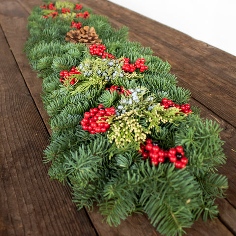 Master Winter Wedding Wreaths and Garlands festive table evergreen garland