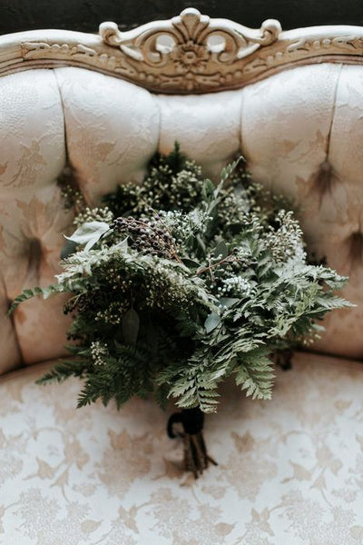 greenery winter wedding bouquet with leather leaf