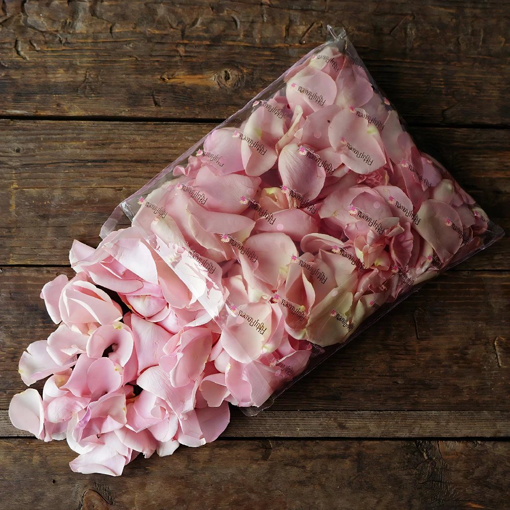 Wholesale Rose Petals ᐉ buy bulk rose petals in FiftyFlowers - page 3