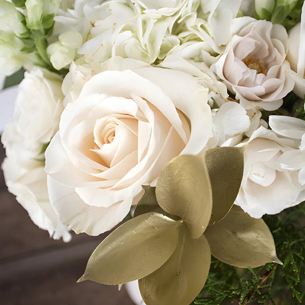 Red Rose Bouquet with Red Glitter 3-Stem – Flowers For Fundraising