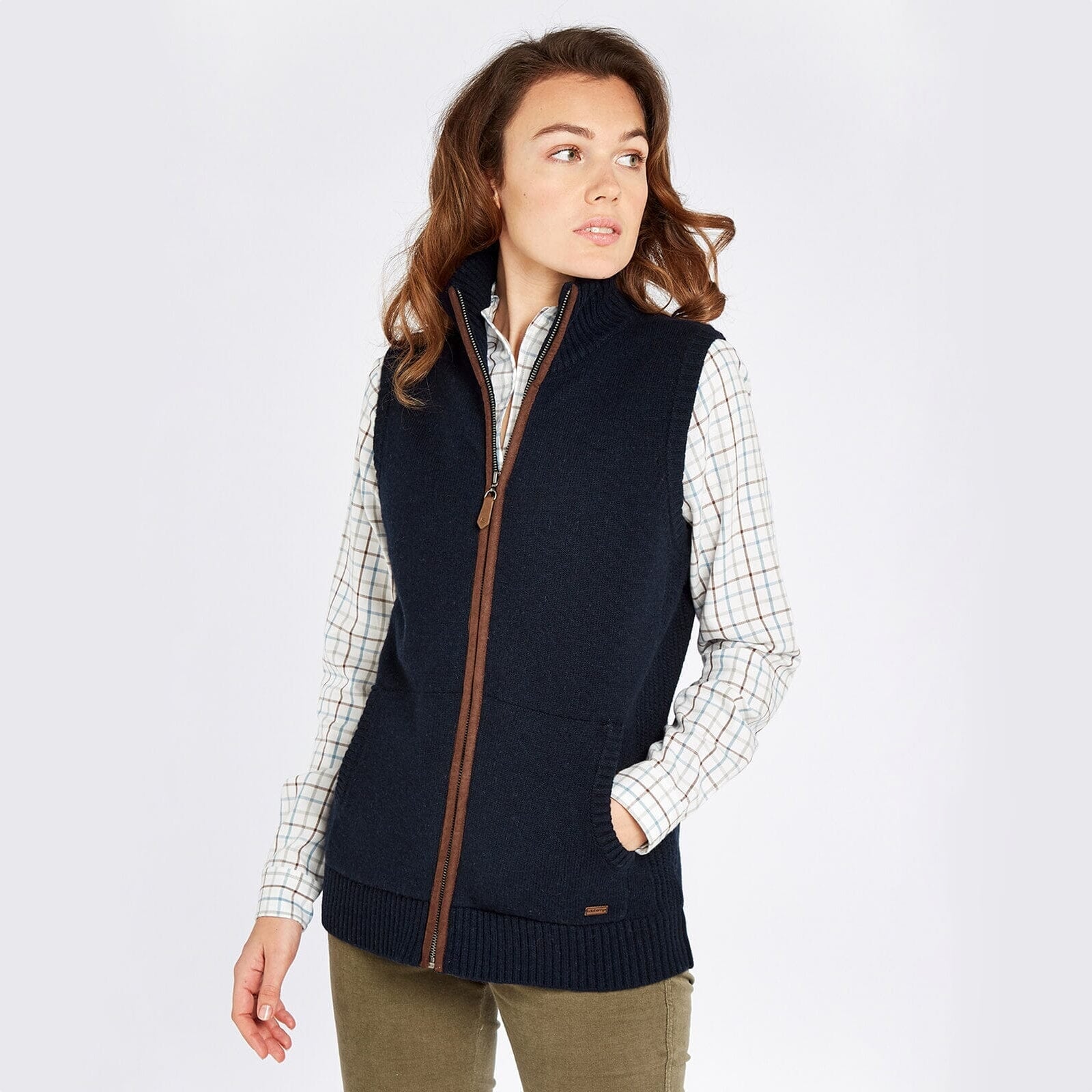 Se Sheedy Ladies Knitted Bodywarmer, navy - 42 (UK16) hos Godsejeren