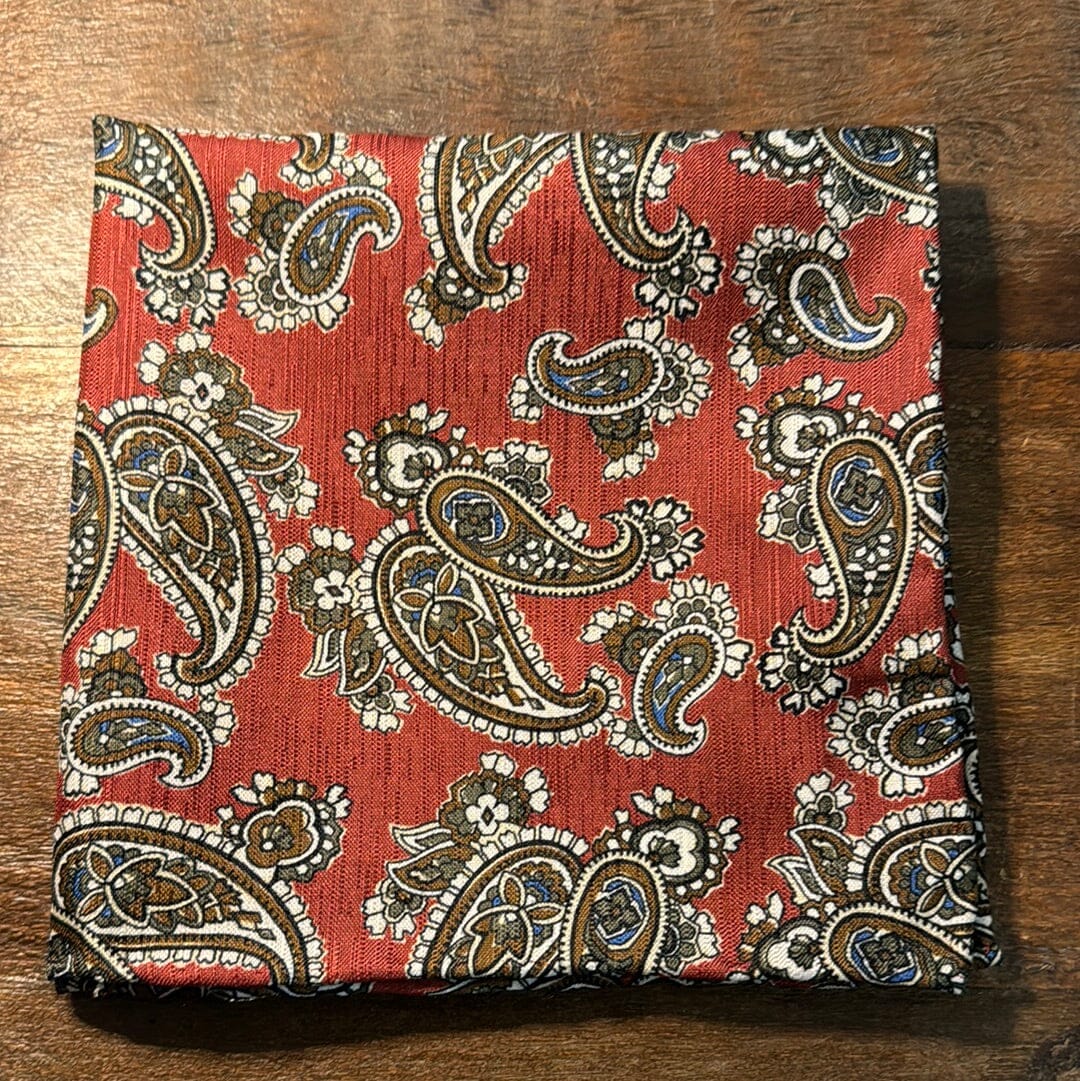 Billede af Pocket square charmeklud, rød mønstret, silke