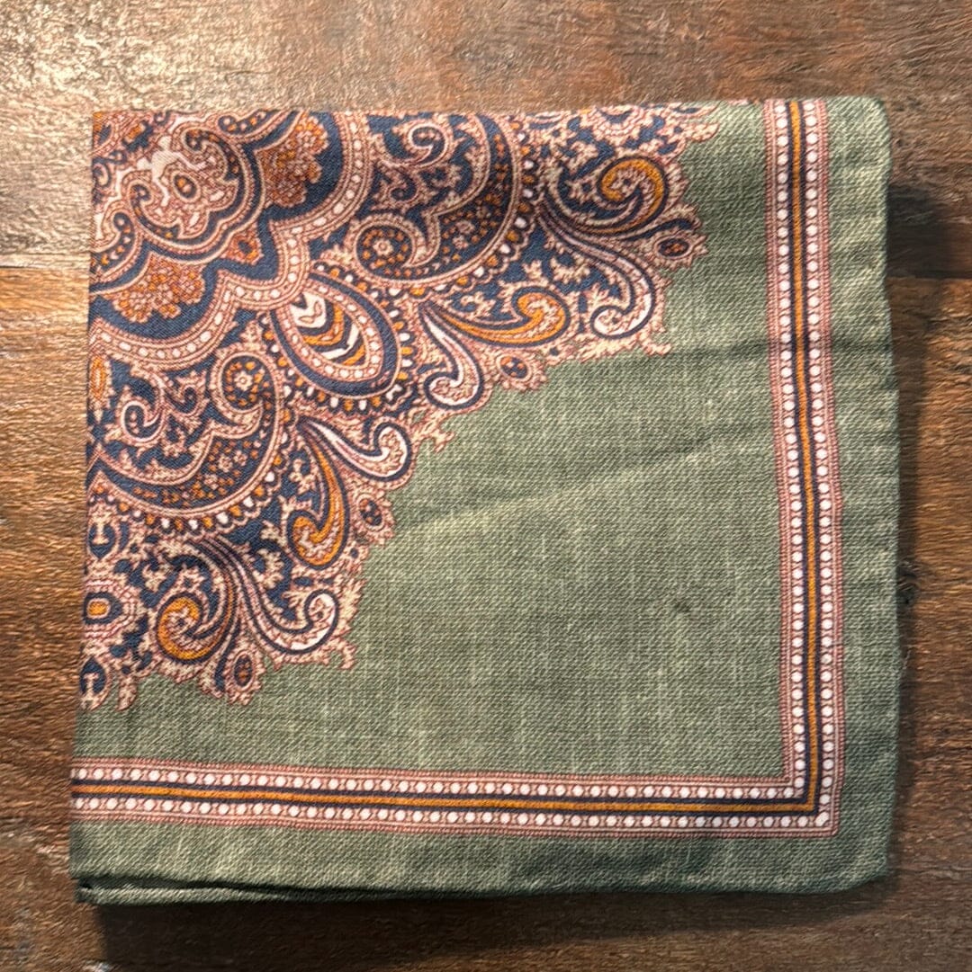Billede af Pocket square charmeklud, grøn mønstret, bomuld