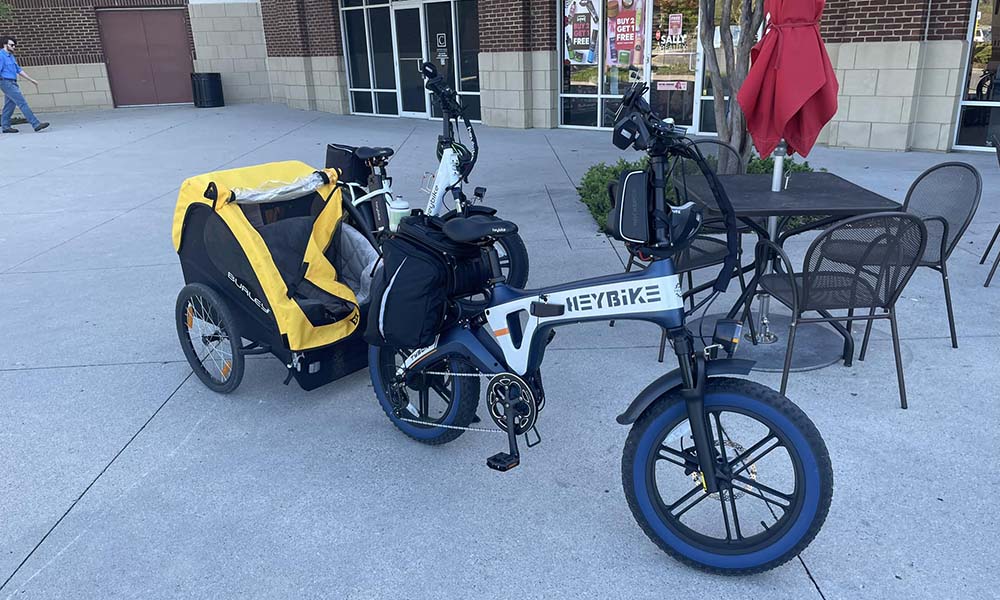 A Tyson e-bike with a trailer