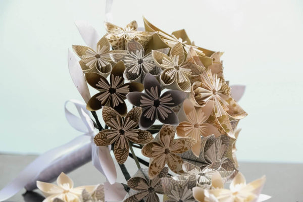 Bouquet de mariée en papier origami
