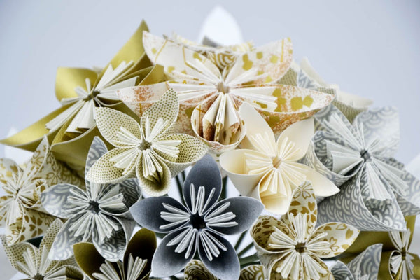 Bouquet de mariée en papier origami