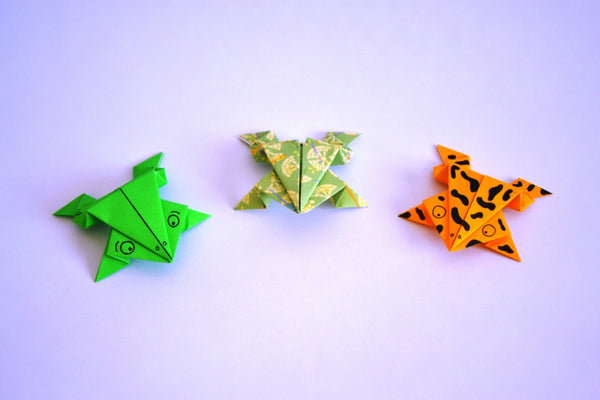 Grenouilles sauteuses en origami