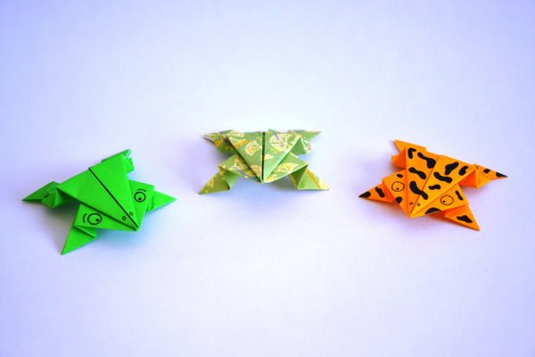 Grenouilles sauteuses en origami