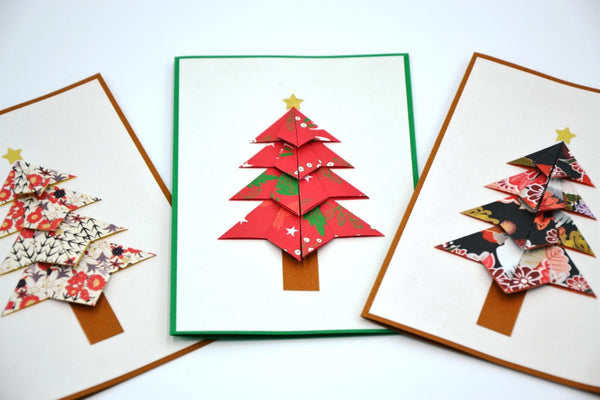 carte de noël avec un sapin en origami