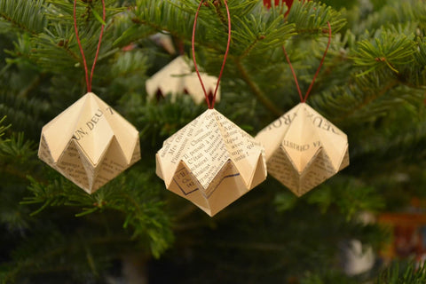 boules de Noël en origami