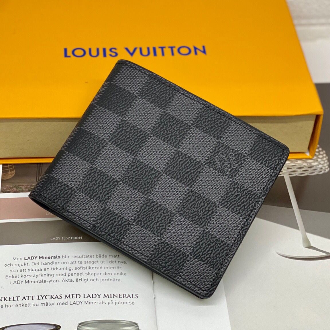 Louis Vuitton LV Monogram Women's Short Wallet Bag