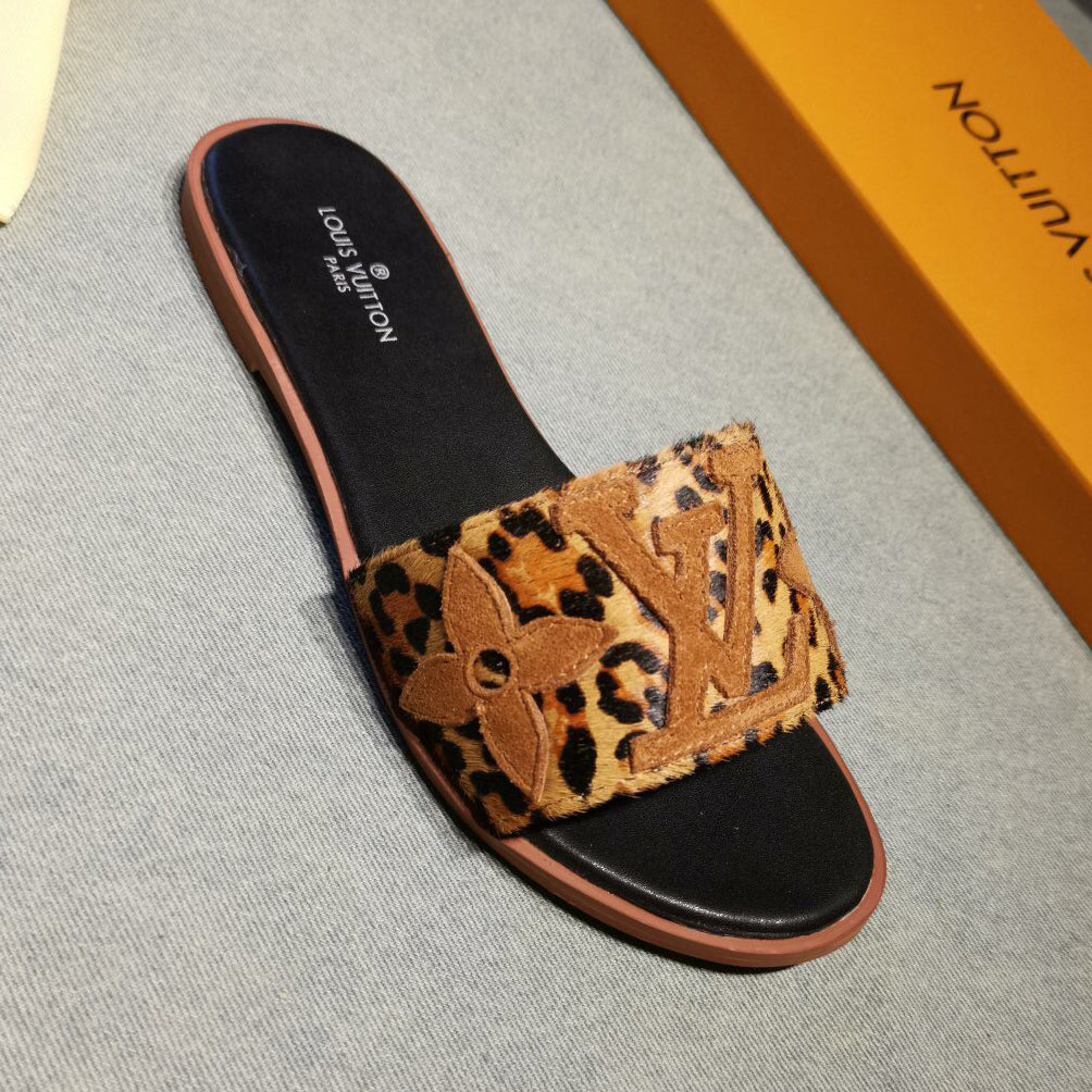 LV Louis Vuitton new embroidered letters leopard print sandals l