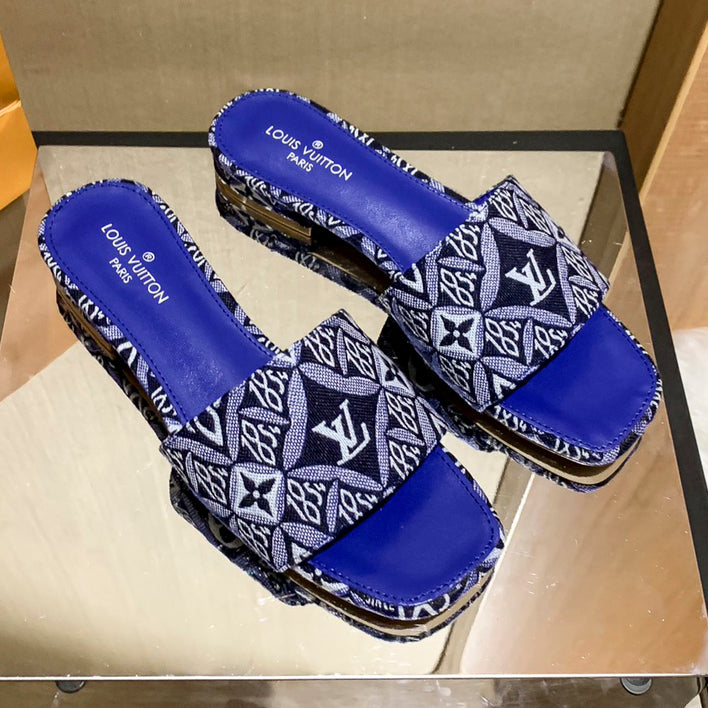 LV Louis Vuitton Woven Embroidered Letters Ladies Beach Sandals 