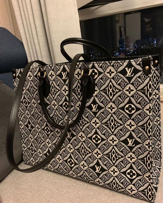 Louis Vuitton LV Women's Shopping Bag Tote Bag Handbag Shoul