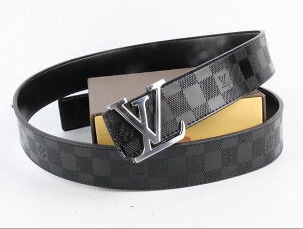 Louis Vuitton LV Woman Men Fashion Smooth Buckle Belt Leather Be