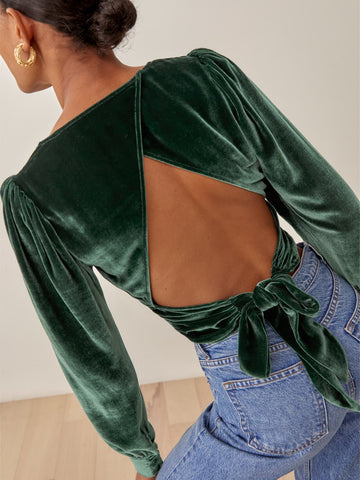 the backless blouse is the ultimate winter fashion trend for girls