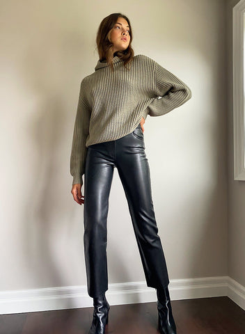 wear leather pants this winter season for dates