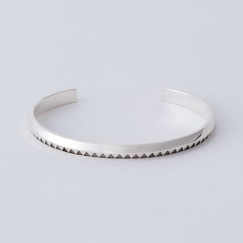 BANGLE 1017