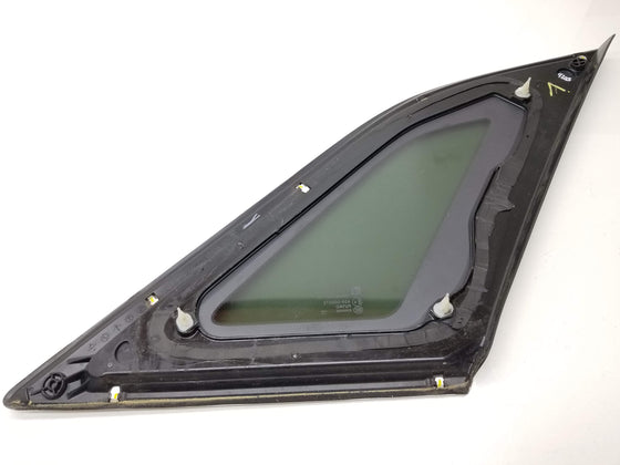 17-20 CADILLAC XT5 Quarter Panel Window Glass Right RH Used Genuine