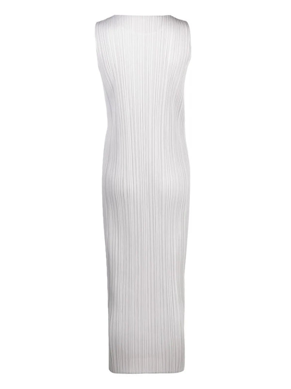 Pleats Please Issey Miyake │ AW23 Madame T in White – Henrik