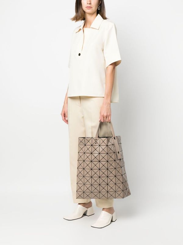 Bao Bao Issey Miyake 'lucent Basic' Crossbody Bag - Henrik Vibskov Boutique  - Farfetch.com