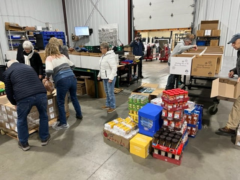 volunteers filling Elks Holiday Food Baskets