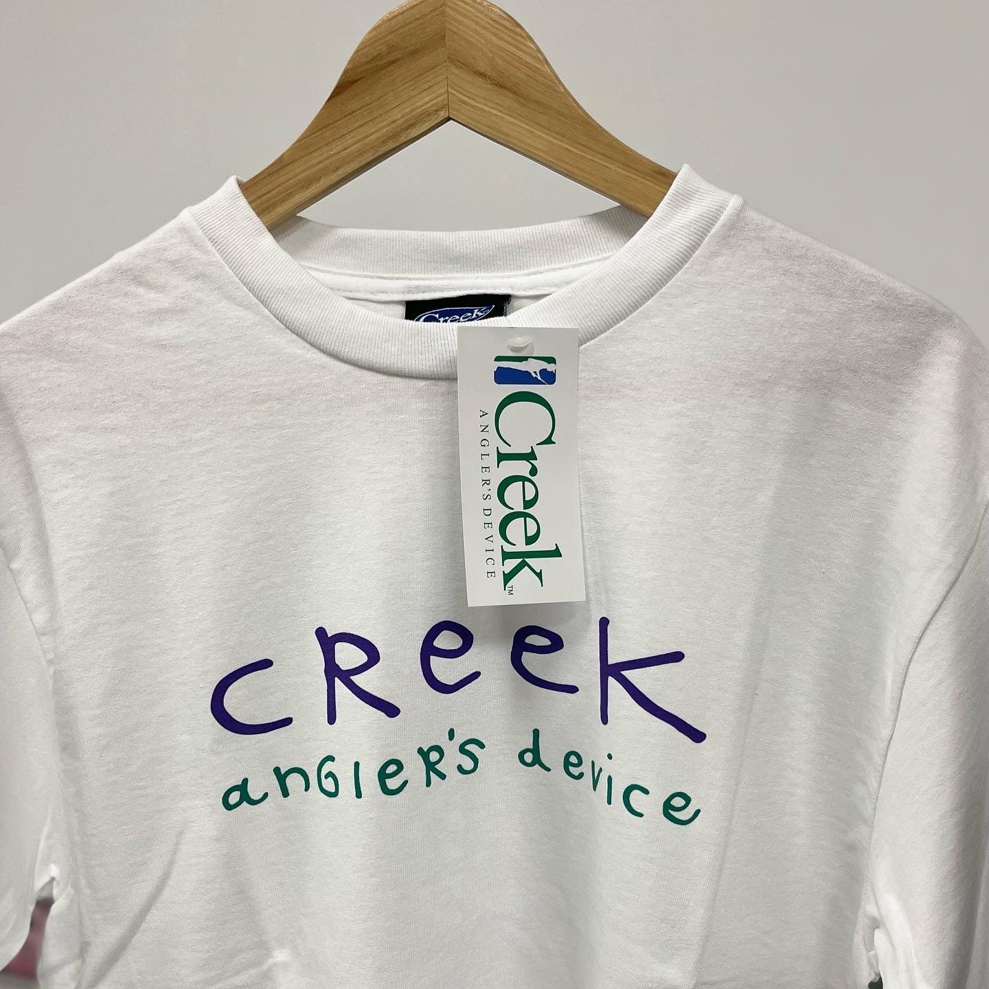 ホワイトCreek Angler's Device Logo Tee Shirt