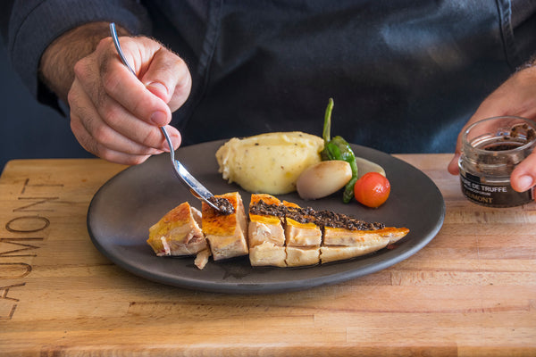 Suprême de poulet à la truffe noire 