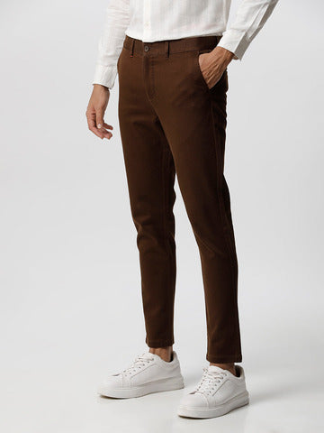 ARDOR EDITION MEN BROWN SOLID TAPERED FIT CHINOS