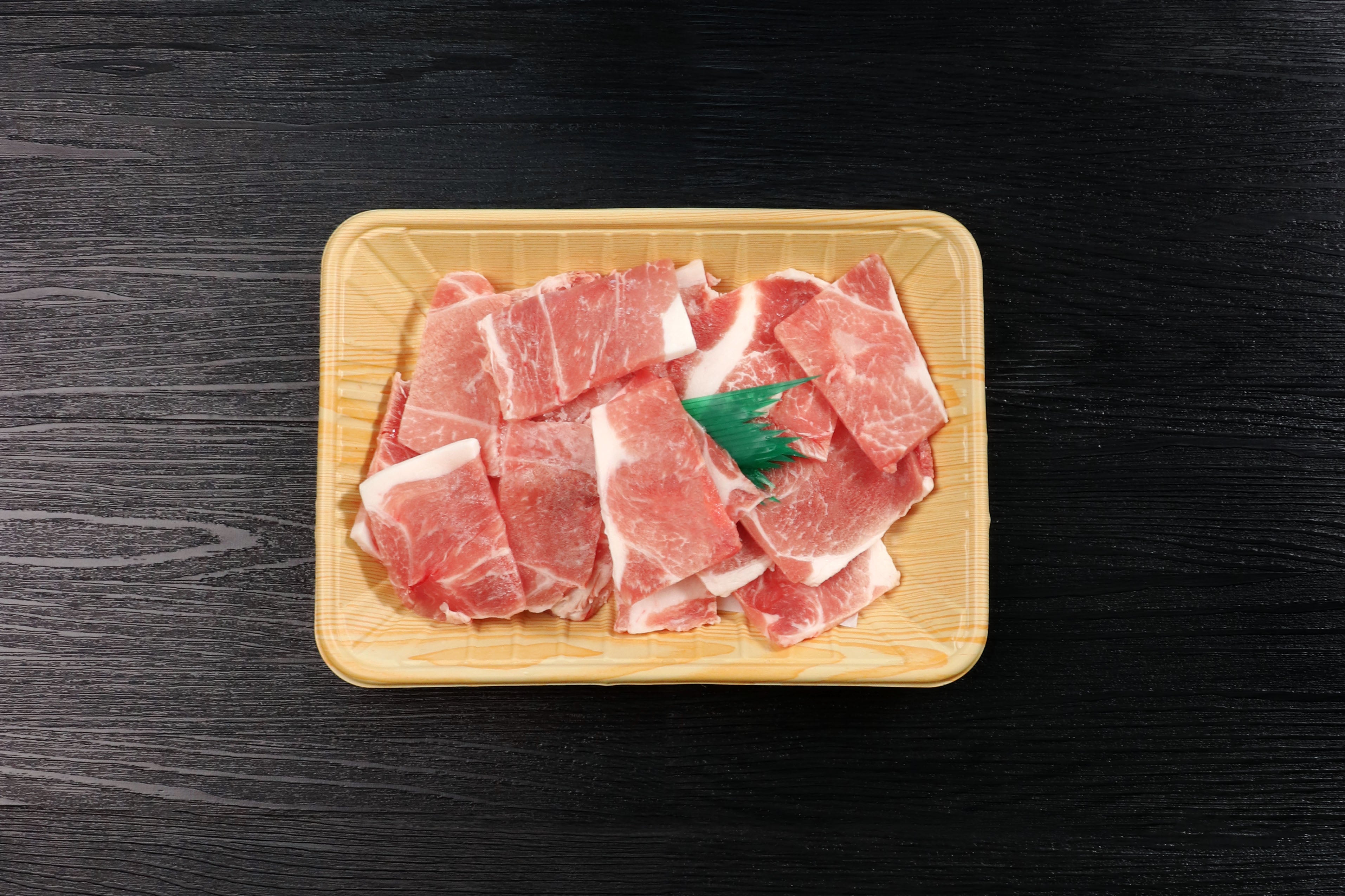 日本特選豚腕肉燒肉kagoshima Pork Shoulder q