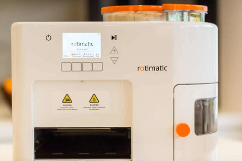 Rotimatic machine with a display indicating roti making settings