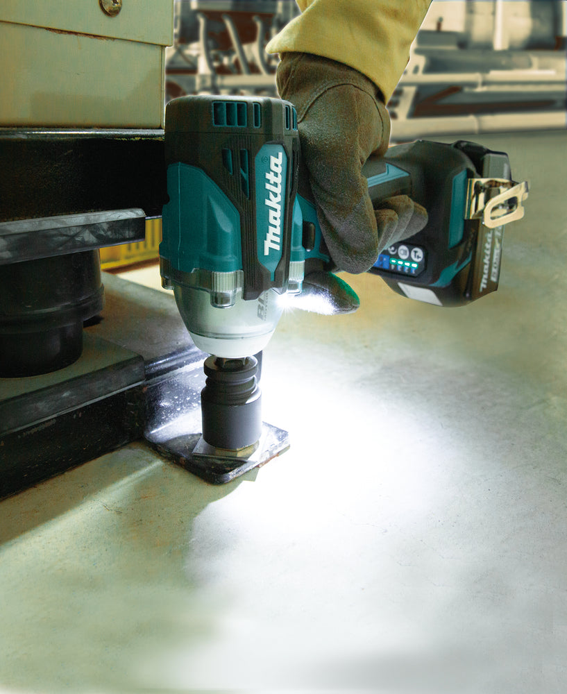 Makita slagnøgle 18V, 330Nm, kompakt 144mm, LED lys, uden batteri & lader,  DTW300Z