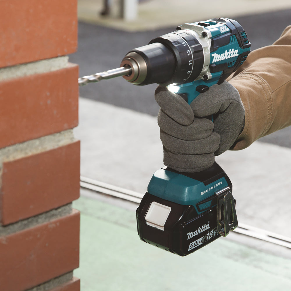 Makita slagboremaskine 18V DHP484RT3J, inkl. kuffert, 3 stk 5,0Ah batterier & lader