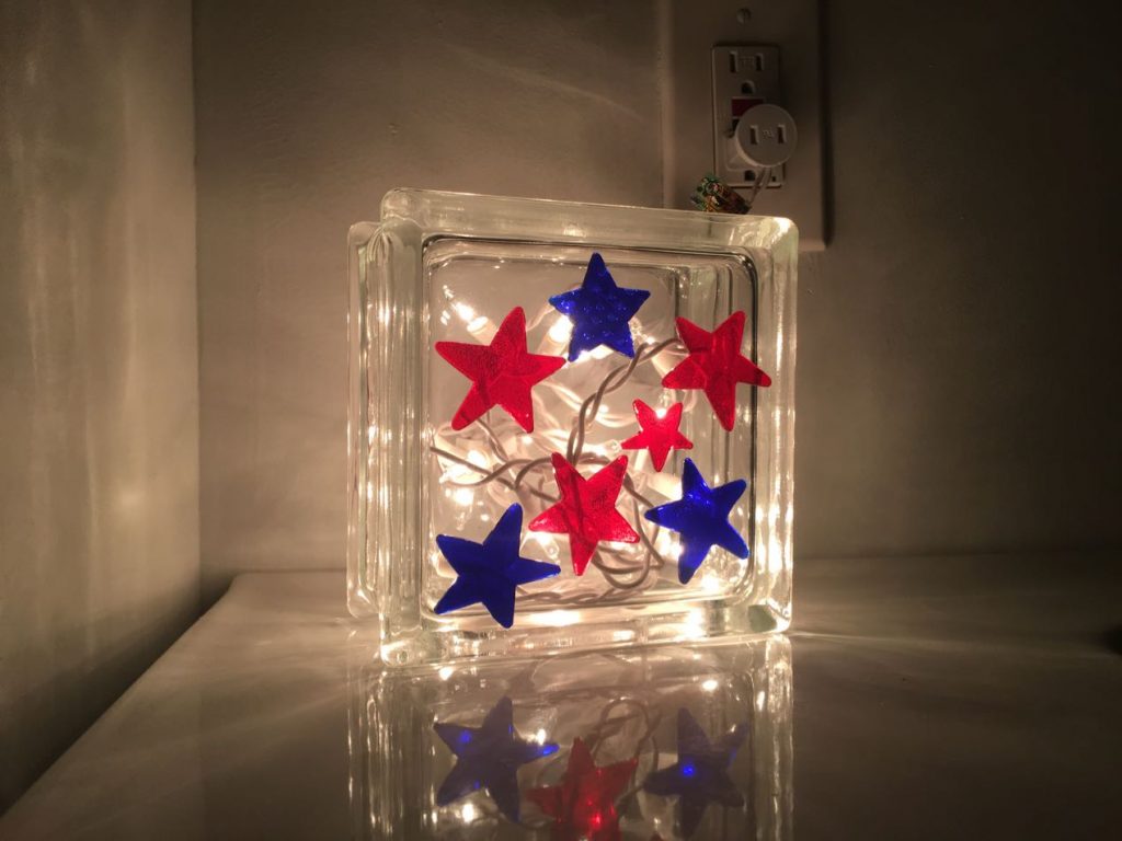 Patriotic Glass Blocks – Christmas Light Source