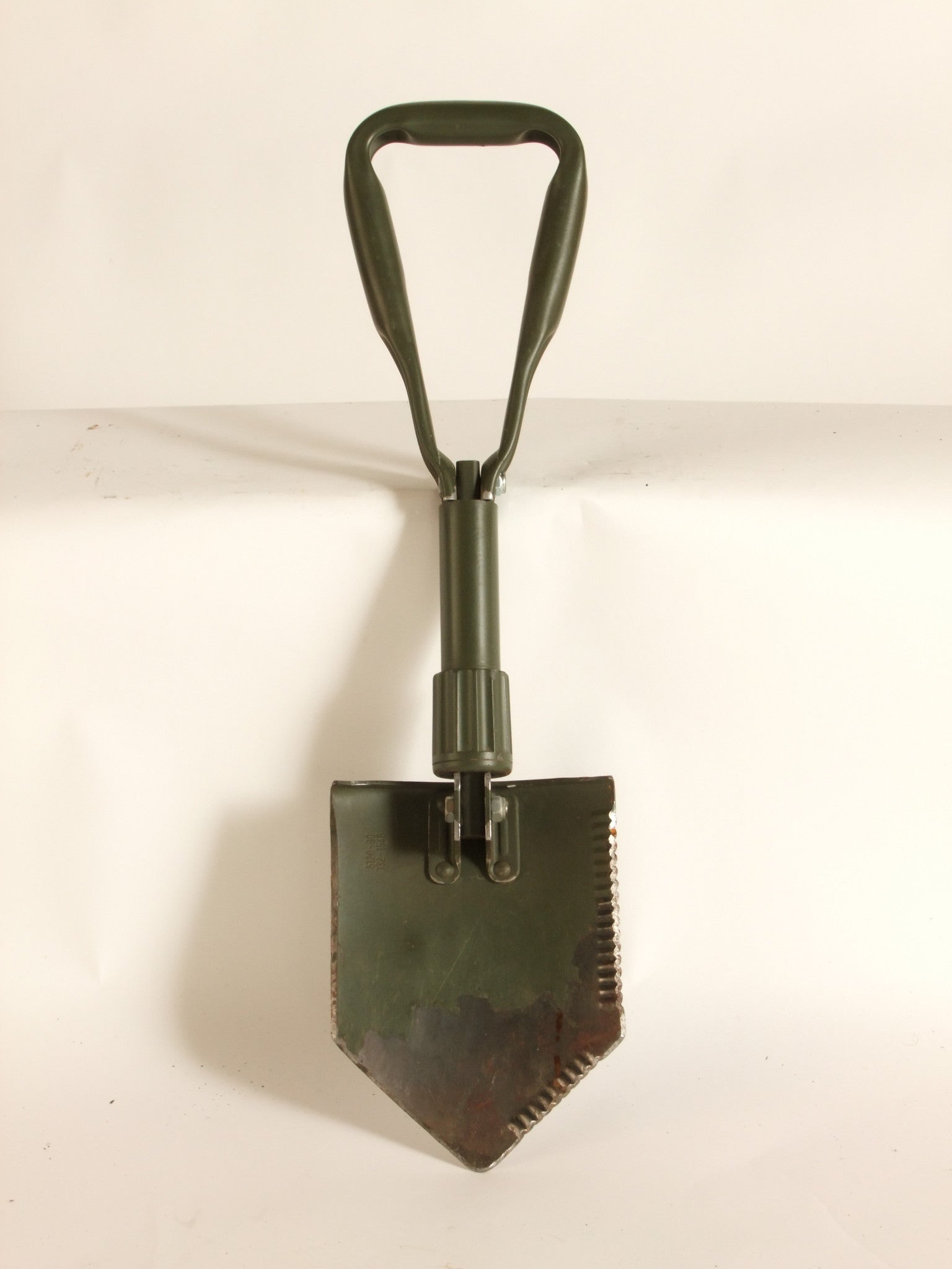 surplus folding shovel