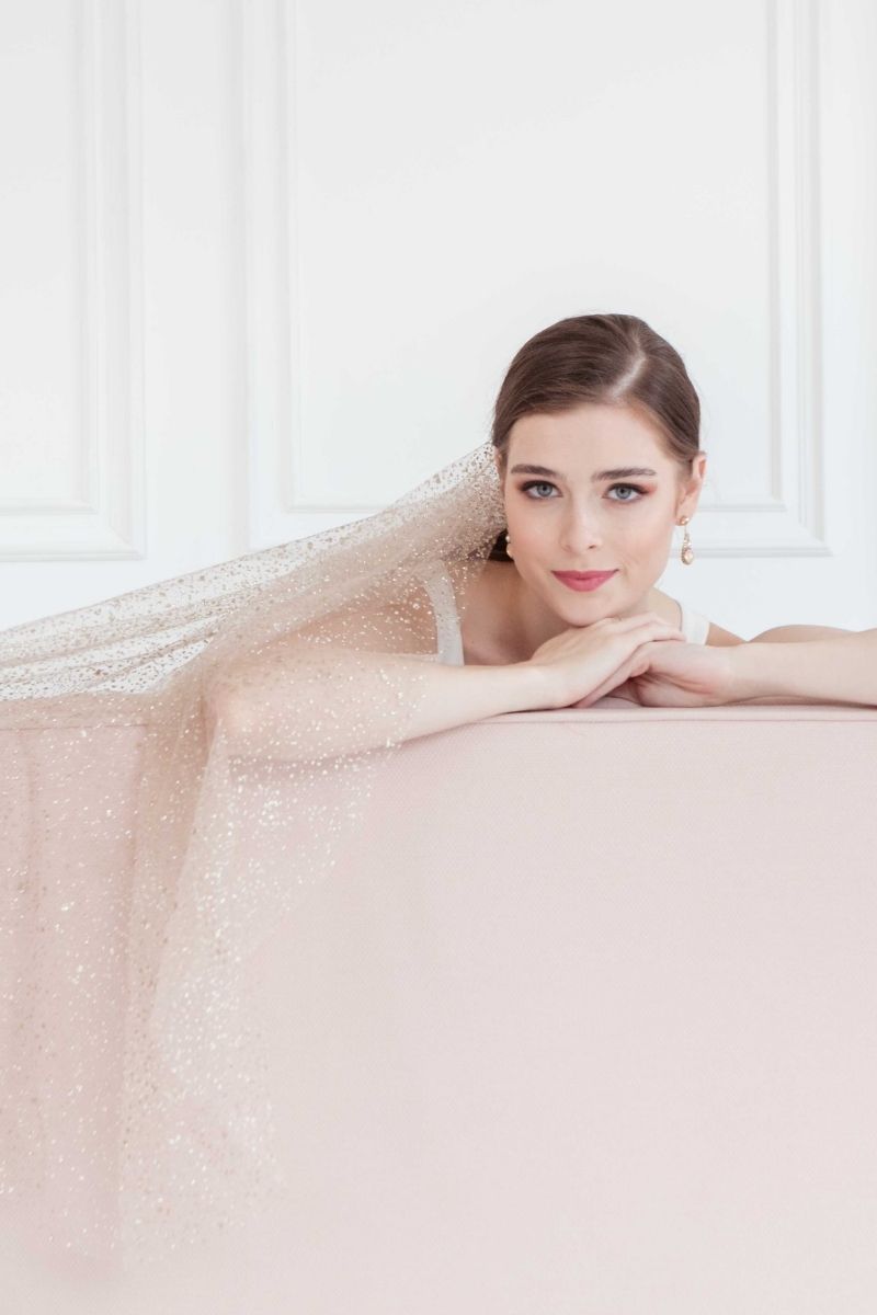 How to Make a Bridal Shower Veil: DIY Keepsake Tips
