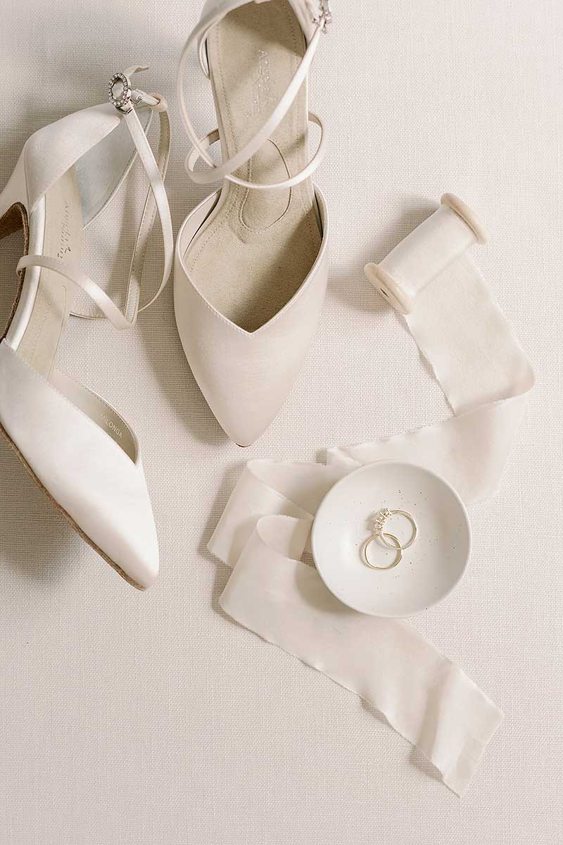 Angela Nuran Milonga wedding shoes with ring dish and wedding rings