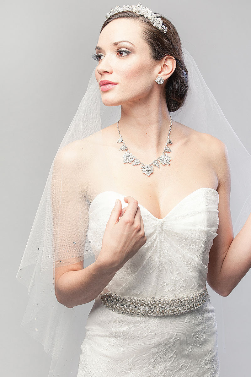 Your Go-To Guide On How To Wear A Headpiece With A Veil - Laura Jayne –  Laura Jayne Accessories